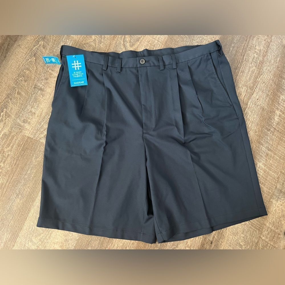Haggar Cool 18 PRO Classic-Fit Pleated Shorts- Size 46W
